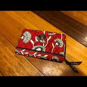 Vera Bradley Turnlock Wallet